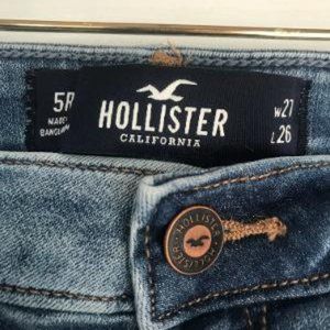 Hollister High- Rise crop jean stretched legging